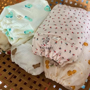 Ga bọc đệm cũi đa năng bo chun Muslin cao cấp KT62x114cm hoạ tiết đáng yêu cho bé.