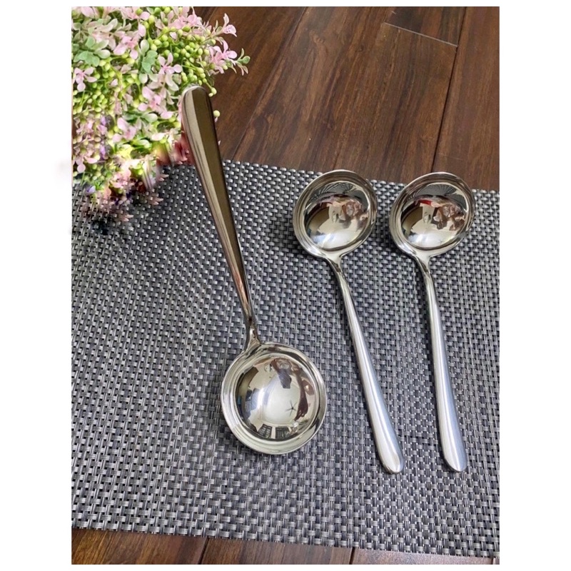 Muôi múc canh inox cao cấp hàng xuất Mỹ 22cm inox cao cấp 18/10 sáng bóng sang trọng
