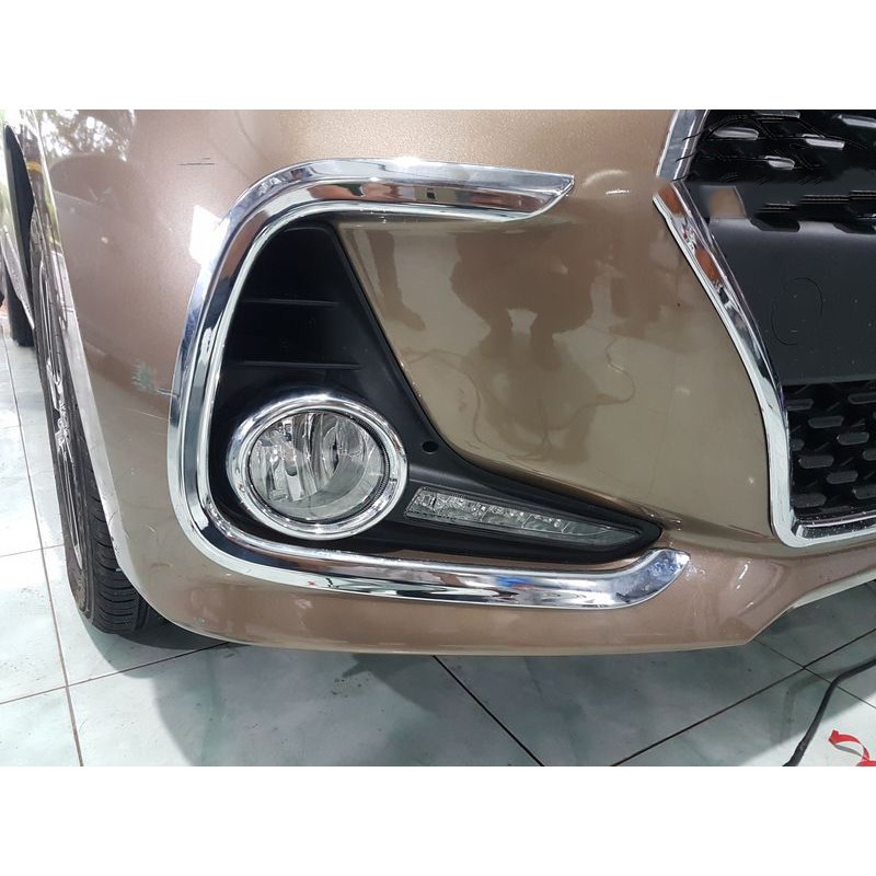 Ốp viền đèn gầm trước, sau xe Grand I10 Hatchback 2017 2018 2019 2020 2021