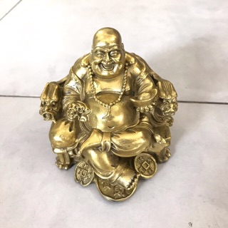 Tượng di lặc ngồi ngai tài lộc vật phẩm phong thuỷ bằng đồng