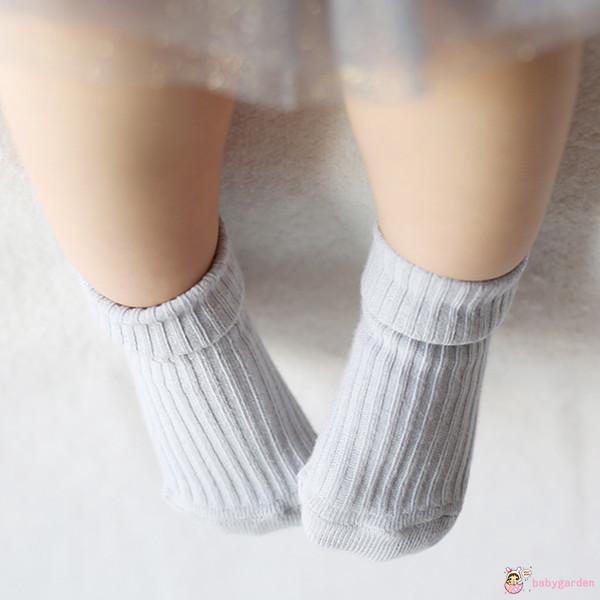 Tất len đan chống trượt dễ thương cho bé