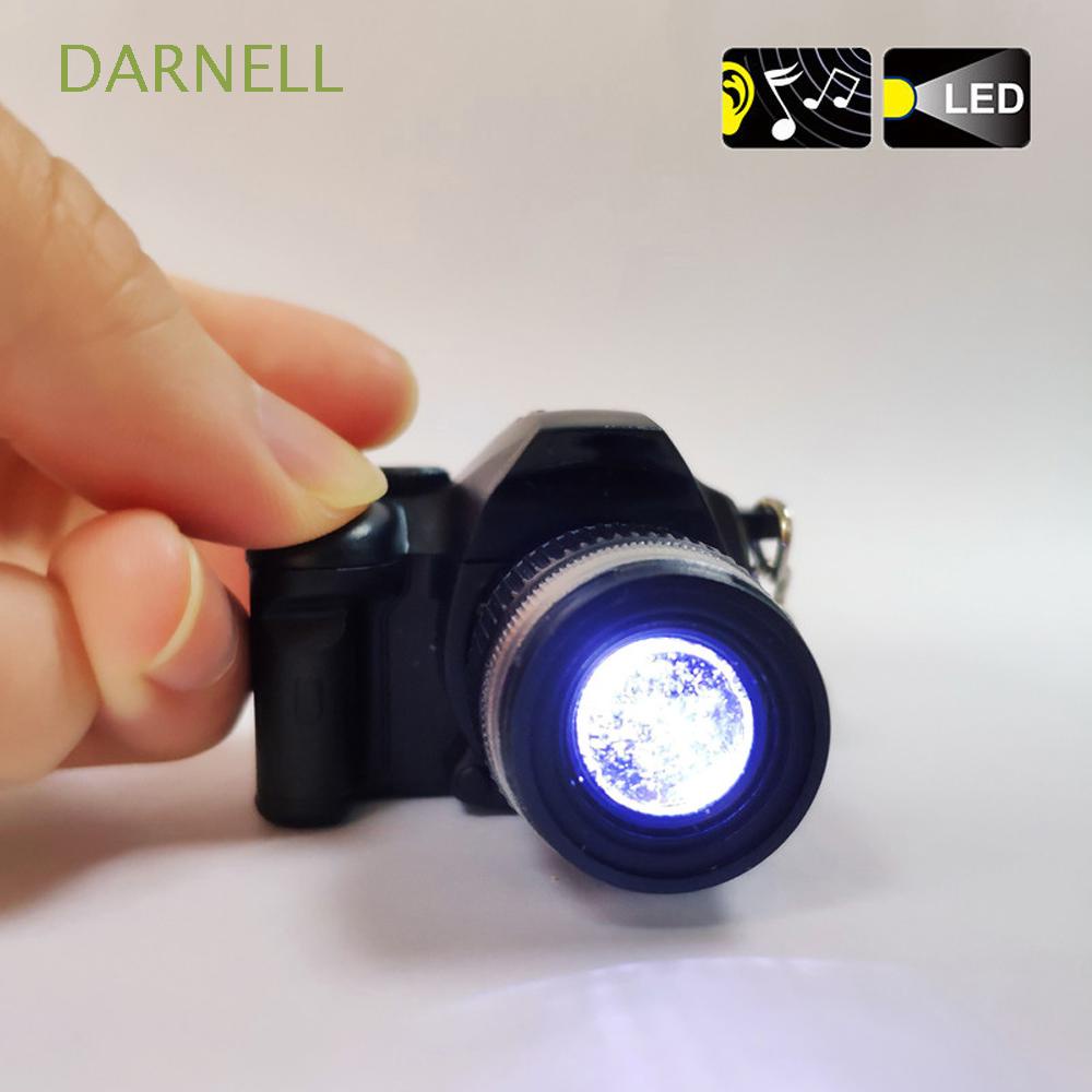 Móc khóa hình máy ảnh mini có đèn LED và âm thanh độc đáo cho bé