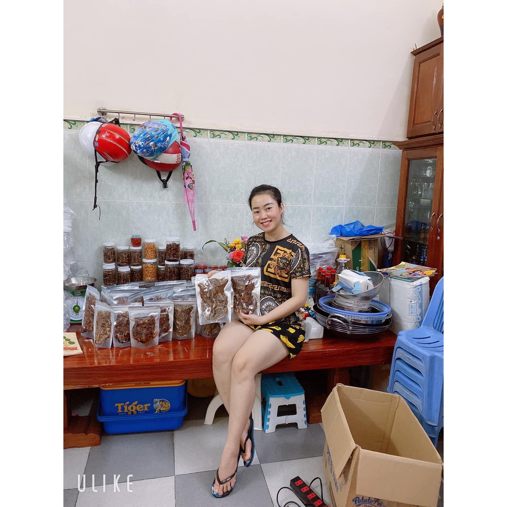 Mực rim sate Mẹ Pink Đặc sản Đà Nẵng [200g] | Shopee Việt Nam