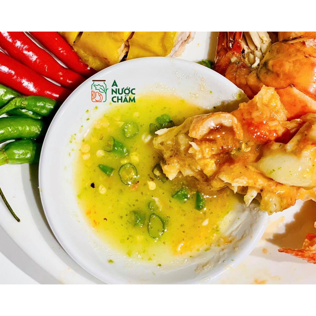 Nước chấm hải sản muối ớt xanh...vị lá chanh non thơm nồng cay trọn vị