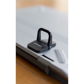 Chân đế di động cho Laptop Nillkin Bolster dùng tản nhiệt cho laptop, macbook di động nhỏ gọn