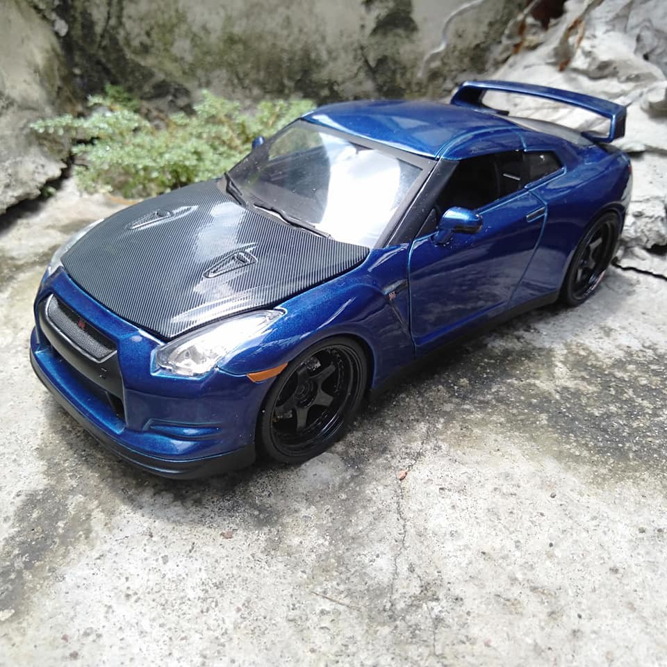 Mô Hình Xe Nissan Gtr (R35) Brian'S 1:24 Jada – Xanh | Shopee Việt Nam