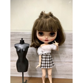 Set áo trễ vai chân váy caro size blythe,xinyi,barbie