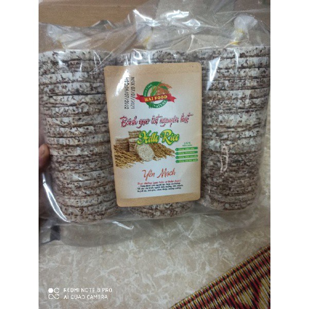 Bánh gạo lứt Hello Rice gồm 3 loại bánh huyết rồng, bánh tím than, bánh ...
