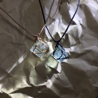 [Tiệm của Wi] Vòng cổ Fluorite bát diện tự nhiên (đá được pick random và lệch màu do camera)