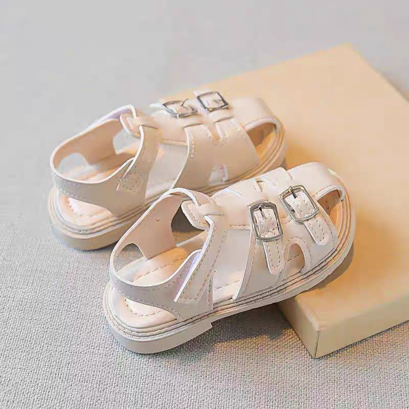 sandal bé gái dép rọ cho bé da mềm đế dẻo kiểu dáng lại  trắng đen cho bé 1 tuổi đến 8 tuổi SL616 ( có ành thật )