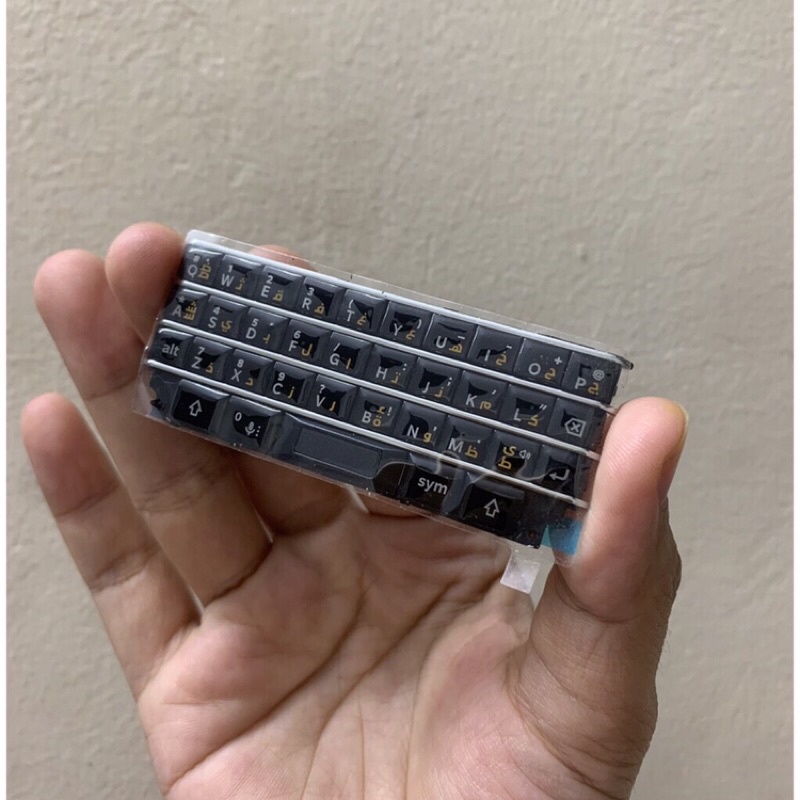 BÀN PHÍM ĐIỆN THOẠI BALCKBERRY KEYONE ZIN NEW