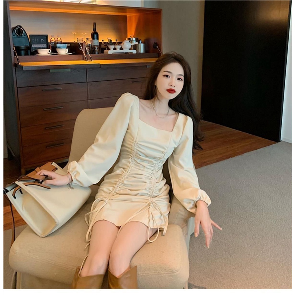 ĐẦM SUÔNG TAY DÀI RÚT DÂY NHÚNG ĐEN NUDE