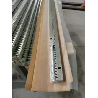 Bộ 05 thanh ray( 5 mét) cửa cổng cửa lùa Sliding Gate 100Cm( ray thép dày 10mm)