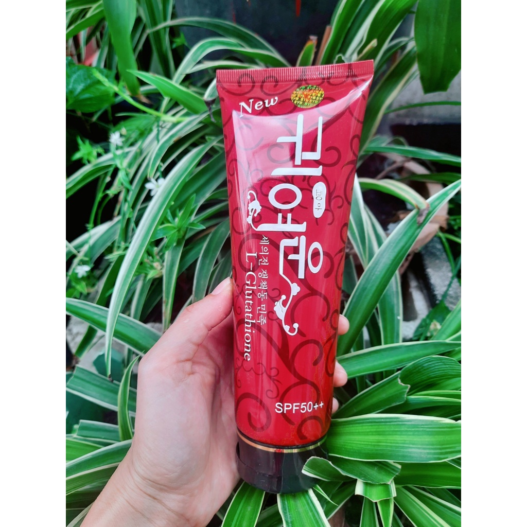 CAO CẤP] Dưỡng Trắng Da Cao Cấp L-Glutathione Moist Whitening Lotion 300g  SPF 50++