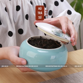 Hũ Trà Sứ Sen 2 Màu Xanh Nhạt Và Xanh Đậm - Kính thước hũ 13x19cm