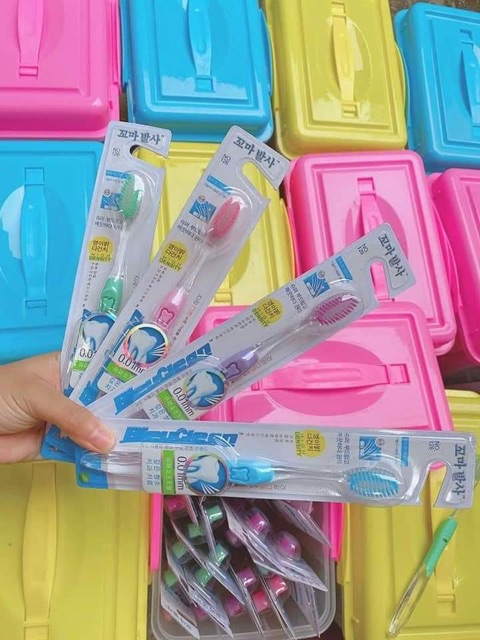 Bàn chải hàn quốc 5 k/1 c