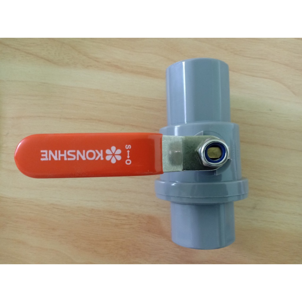 Van Ống Nước Nhựa phi 21 Tay Gạt Bi Inox