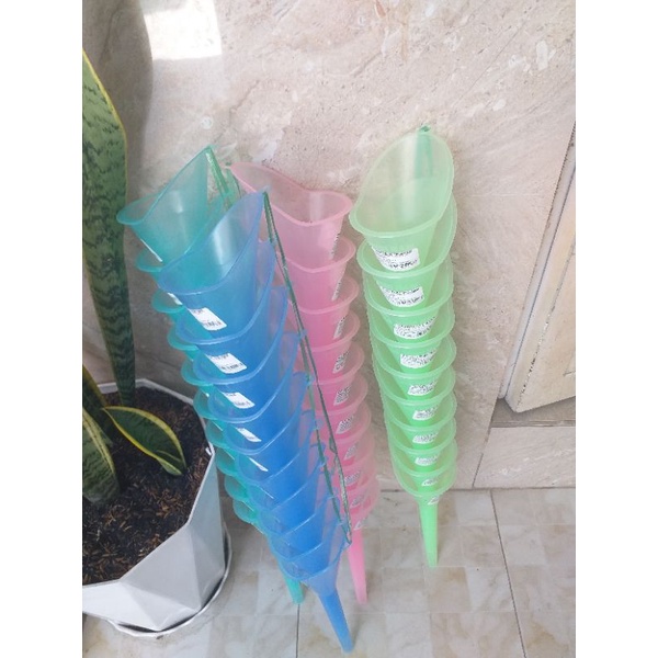 Quặng nhựa rót dầu nhớt