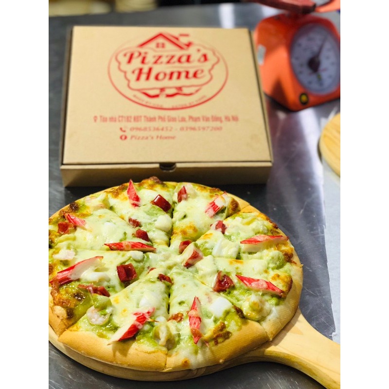 Bạn có thể đồng thời đặt món pizza hải sản pesto xanh và sốt pesto ngoài miếng bánh không?
