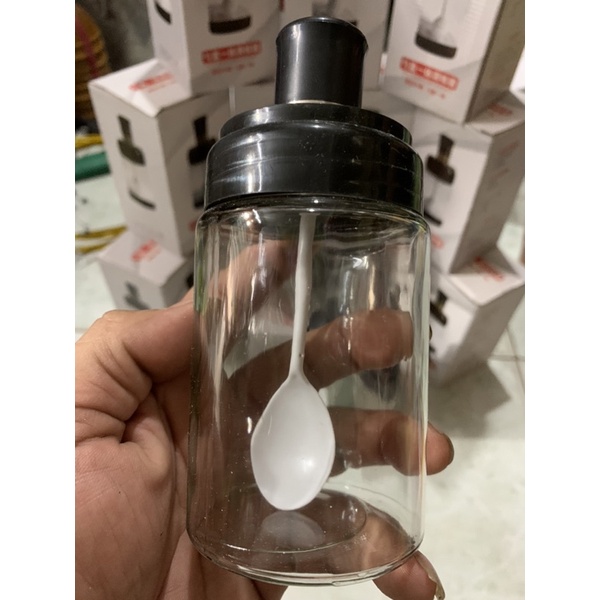 Set 5 Hũ Thủy Tinh Đựng Gia Vị Kèm Muỗng Nhựa Múc 250ml
