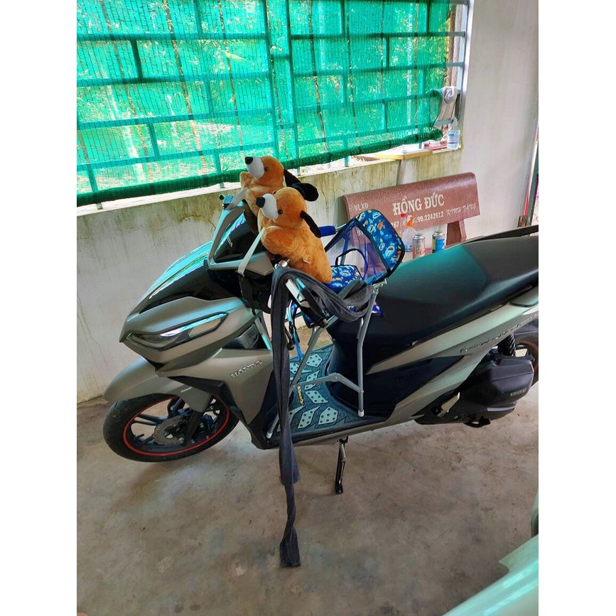 Ghế ngồi xe VARIO cho bé , ghế ga xếp sắt sơn tĩnh điện , xếp gọn được , AN TOÀN CHO BÉ