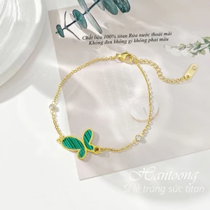 Lắc tay titan nữ không gỉ không phai màu mặt hình bướm xanh xinh xắn dễ thương mẫu mới nhất 2022