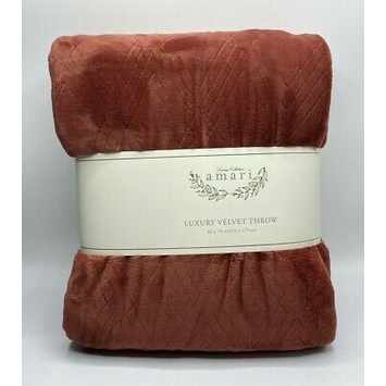 M n Luxury Collection Amari Dark Red Luxury Velvet Throw 152x177cm Shopee Vi t Nam