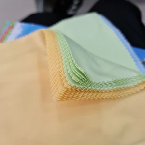 Giá Hủy Diệt - Khăn Lau Kính Đa Năng Chuyên Dụng