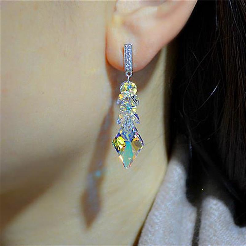 Ảnh Đôi bông tai PINKDUDU PD788 dáng dài đính pha lê thời trang cho nữ 2