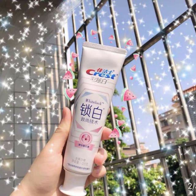 Kem đánh răng Crest Hoa Anh Đào, Quả Đào bản Trung 120g - Giúp răng trắng sáng và hơi thở thơm mát