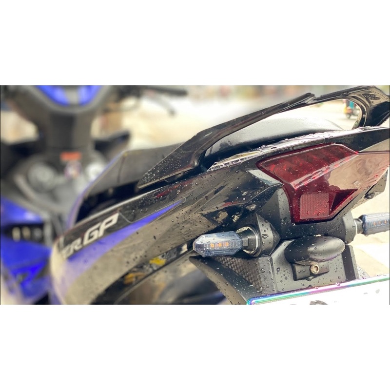 Đèn xi nhan K4 Hidu chính hãng kiểu Vario mini cho các dòng xe Winner X, Exciter 150, NVX, CBR, MT Seri, PKN & PKL