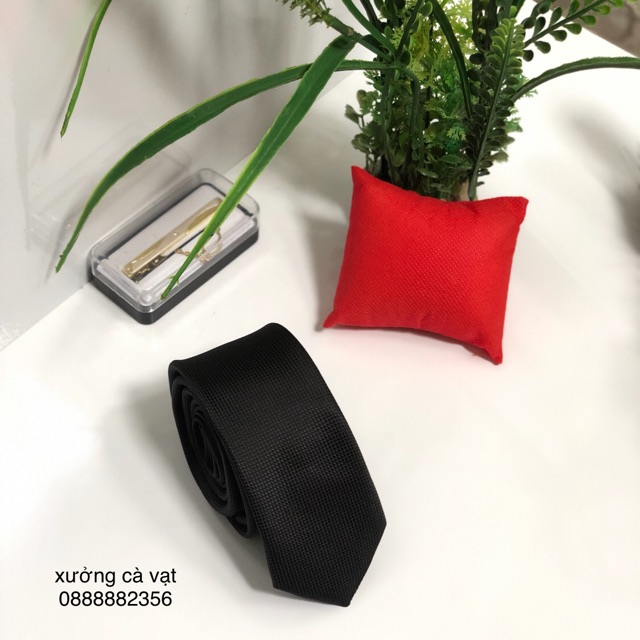 Cà vạt nam bản nhỏ 5cm - cavat nam | Shopee Việt Nam