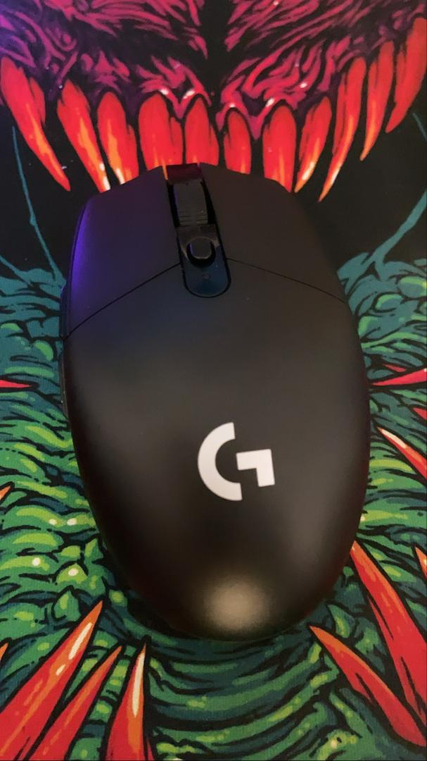 Logitech G304 không dây