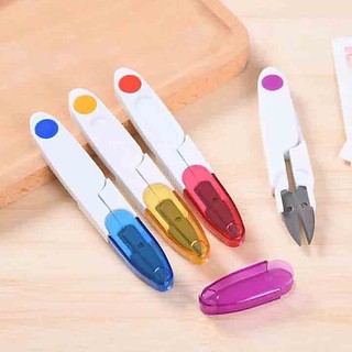 Kéo cắt chỉ có nắp