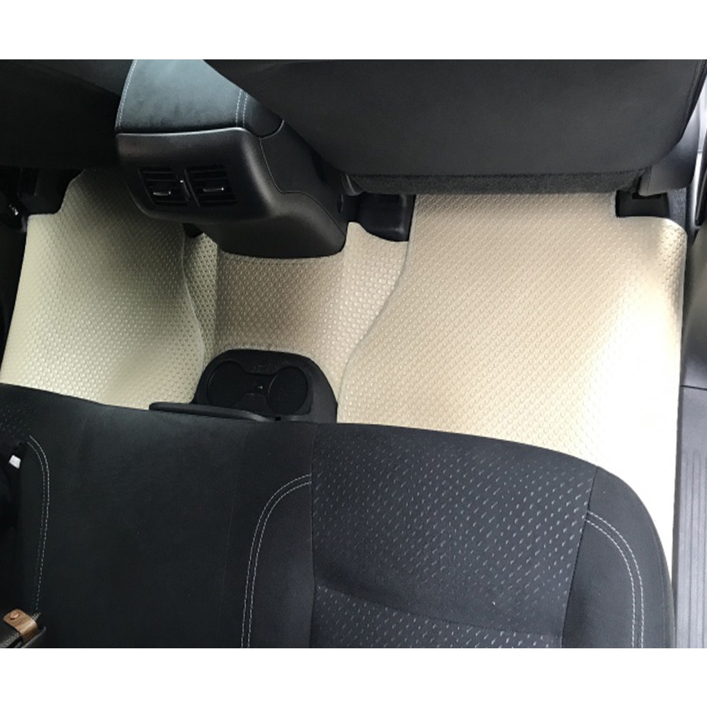 Thảm lót ô tô KATA cho xe Nissan Navara (Sunny) (2014 - 2020) - Khít với sàn, Chống trơn, Không mùi, Không ẩm mốc