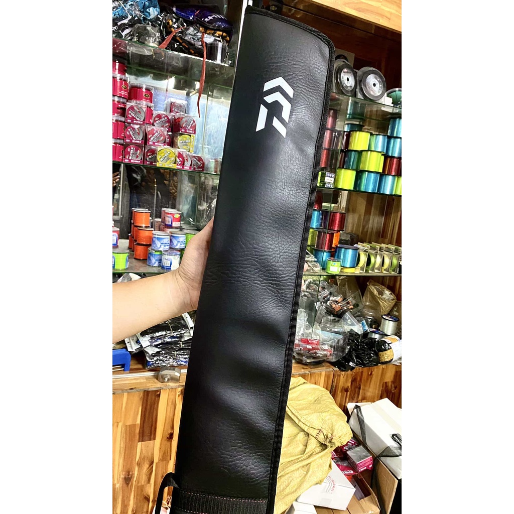 2018 DAIWA HARD TUBE ROD CASE 