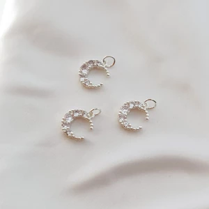 Mặt dây chuyền di Phụ kiện dát Zircon Vòng tay mặt trăng nhỏ Chất liệu vòng cổ