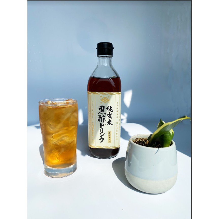Giấm Đen Nhật Bản Từ Gạo Nâu Brown Rice Black Vinegar Drink 500ml