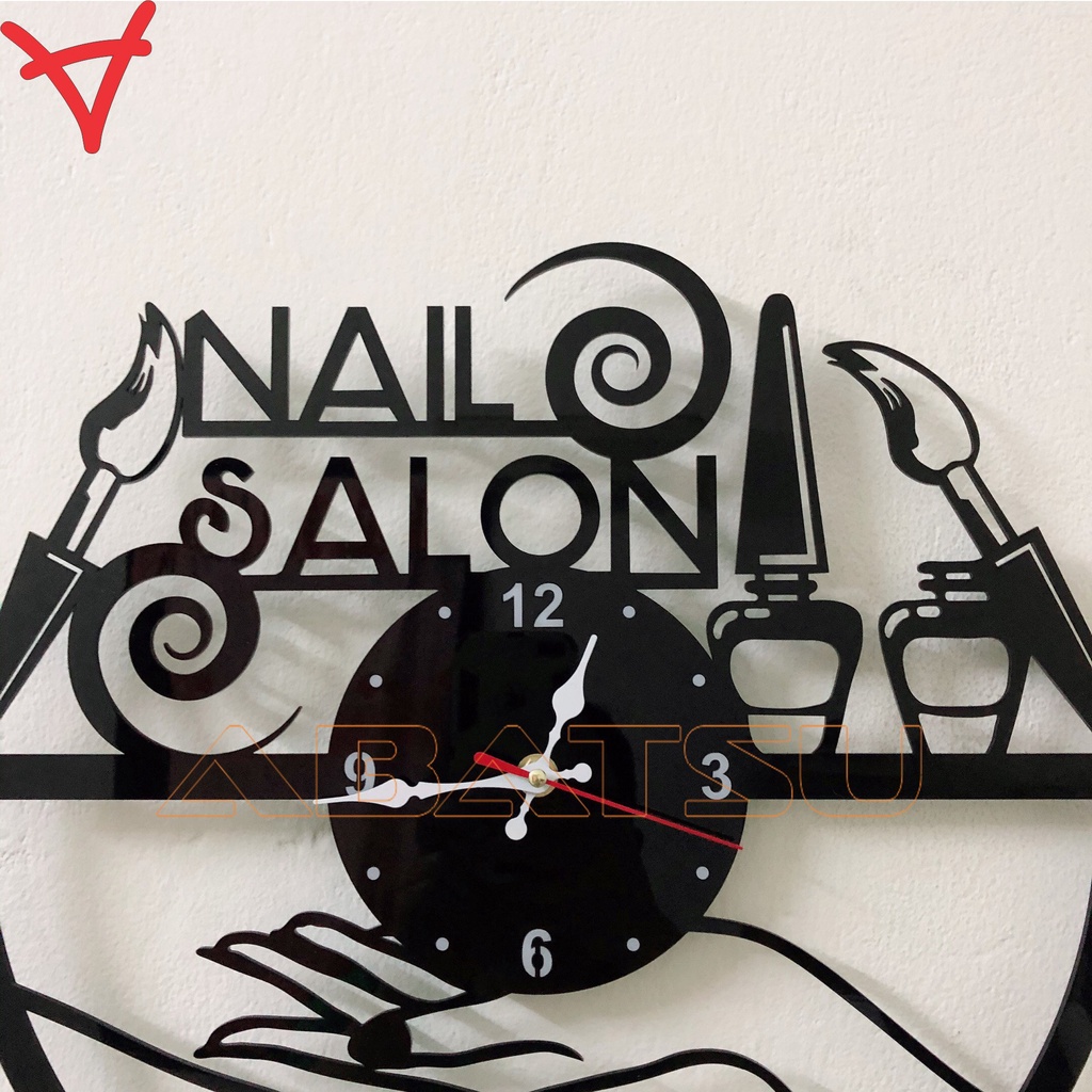 Đồ trang trí tiệm Nail đồng hồ kim trôi đẹp đẳng cấp