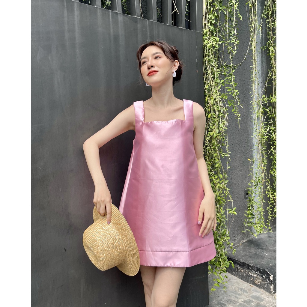 ĐẦM VẢI TAPTA SANG CHẢNH XUÔNG HAI MÀU NUDE HỒNG - TAPTA DRESS