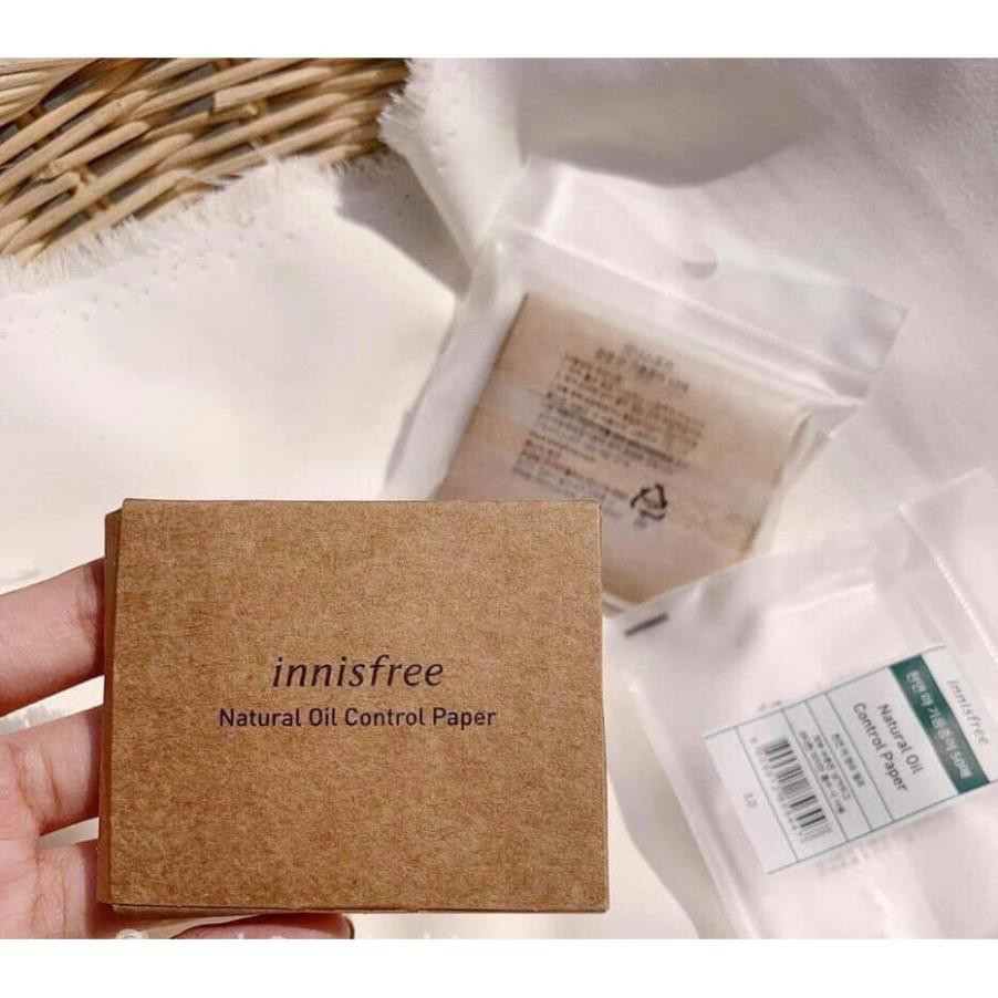 Giấy Thấm Dầu Innisfree Jeju Volcanic Oil Control Paper 50 Tờ | Shopee ...