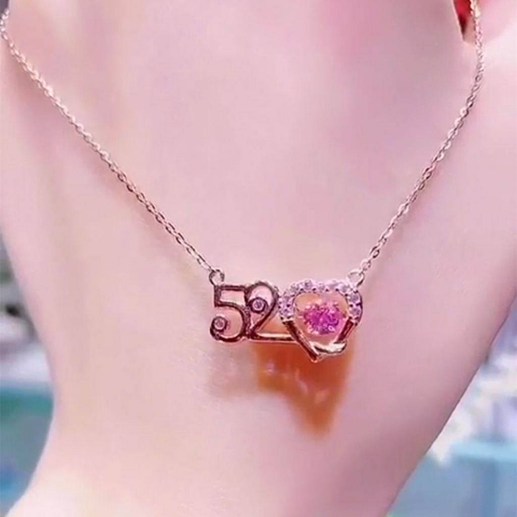 Dây Chuyền Bằng Thép Titan Mặt Số 520 Đính Kim Cương Thông Minh Không Gây Dị Ứng Thời Trang Cho Nữ 520
