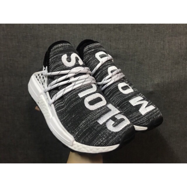 Giày adidas outlet nmd human race