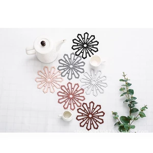 Miếng lót cách nhiệt silicone bàn ăn, nhà bếp
