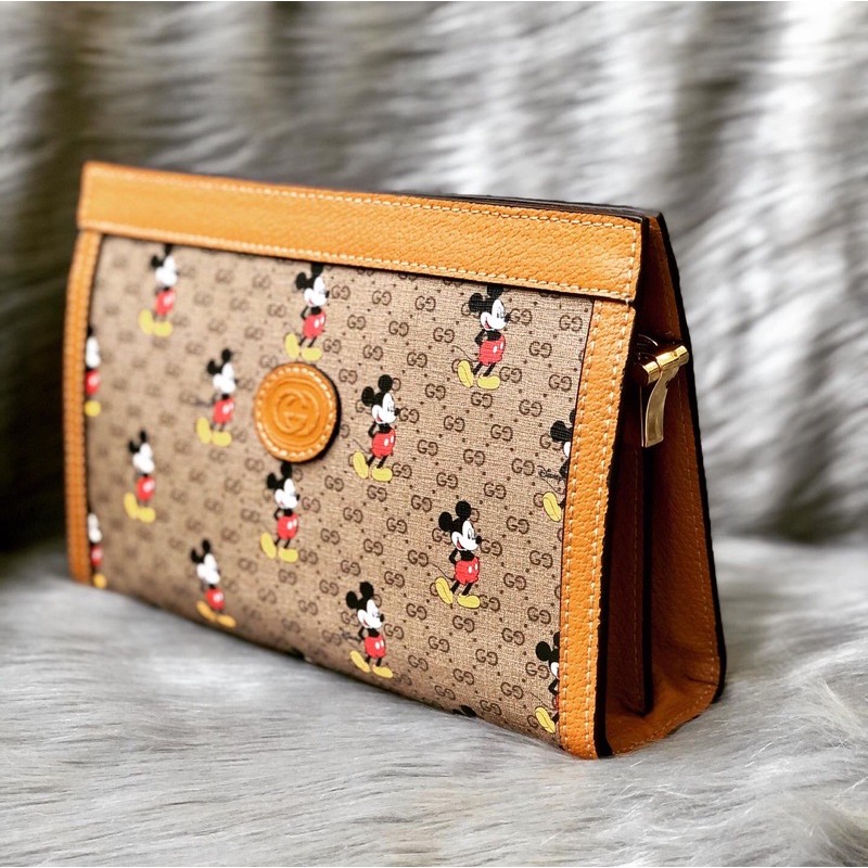 Clutch discount gucci mickey