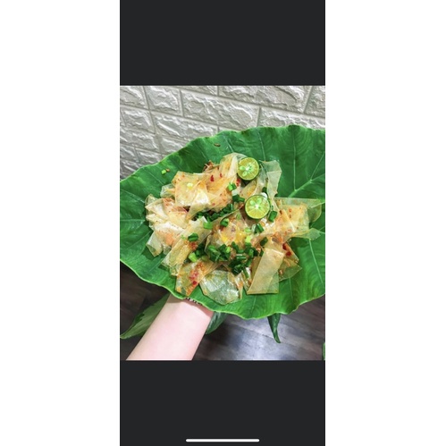 Bánh tráng trộn mỡ hành ớt rim