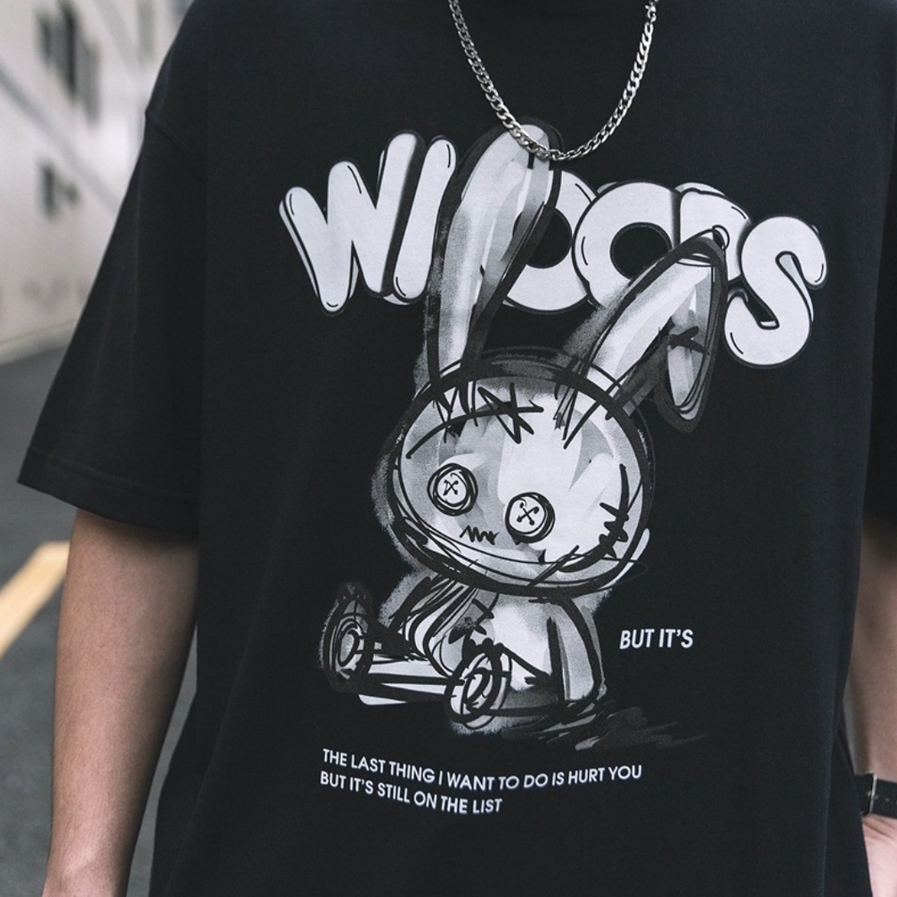 Áo Thun Nam Form Rộng HappyTee - Mẫu Graphic Thỏ WIOOPS Trẻ Trung Chất Vải Cotton 100 - 2 Màu Đen Trắng