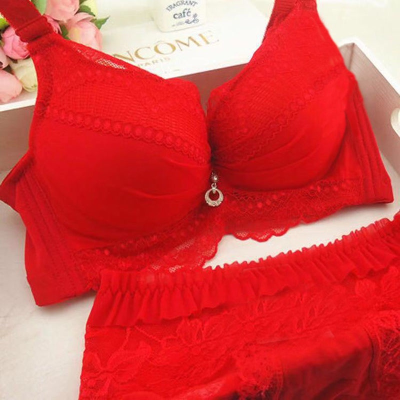 Set Áo Lót Nâng Ngực Không Dây 5CM + Quần Lót Đan Lát Phối Ren Quyến Rũ