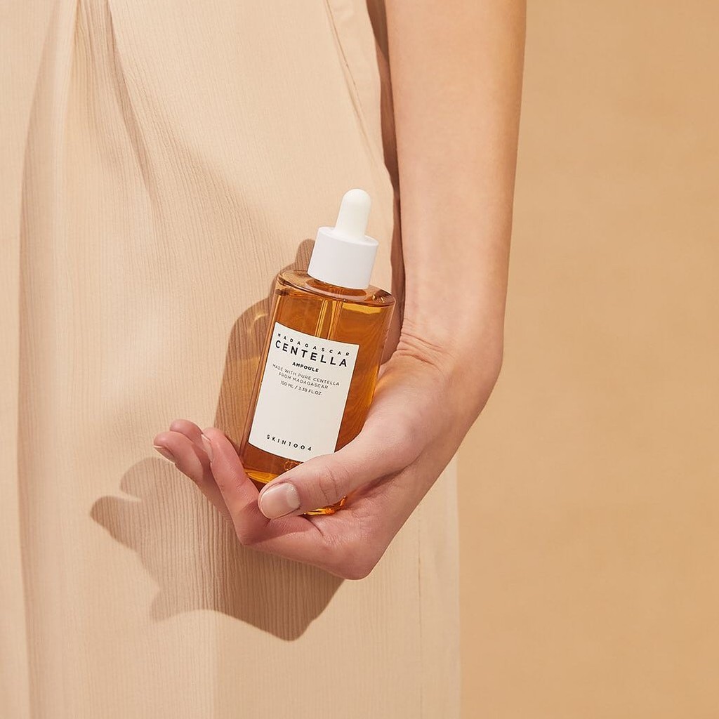 Tinh Chất Skin1004 Rau Má Giảm Mụn & Phục Hồi Da 30ml, 55ml & 100ml[CocoLux]