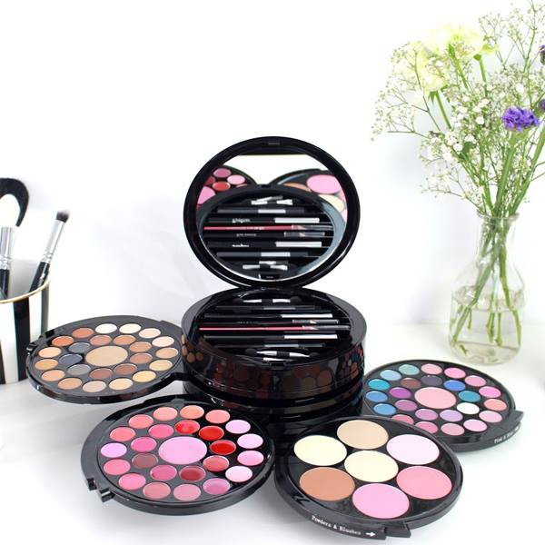 Set Trang Điểm Bubble Palette Douglas | Shopee Việt Nam